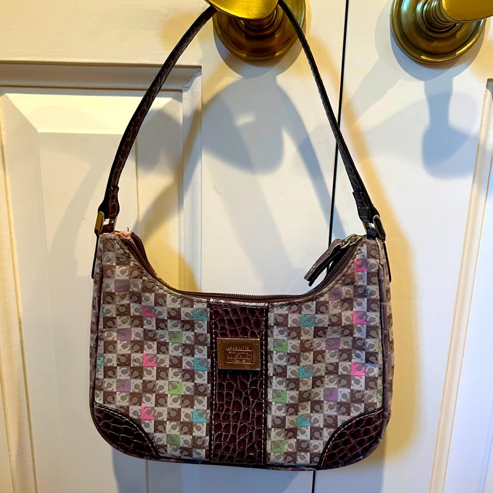 Shoulder bag